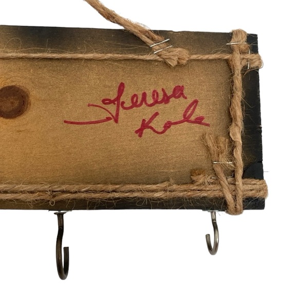 Teresa Kale Wooden Enamel Metal Time Compass Bow Wall Hanging Organizer Decor - Picture 8 of 8